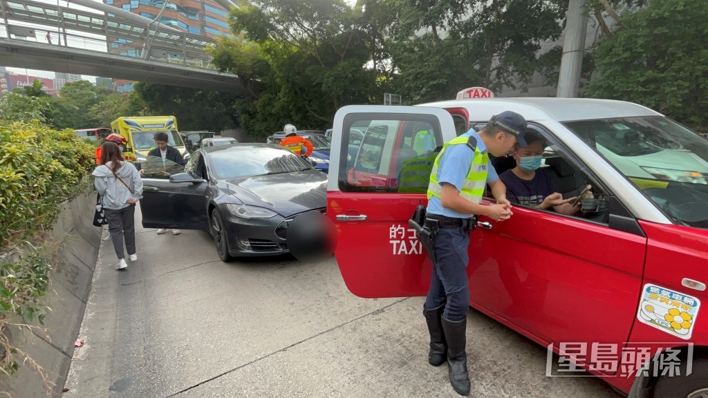 警員到場調查。