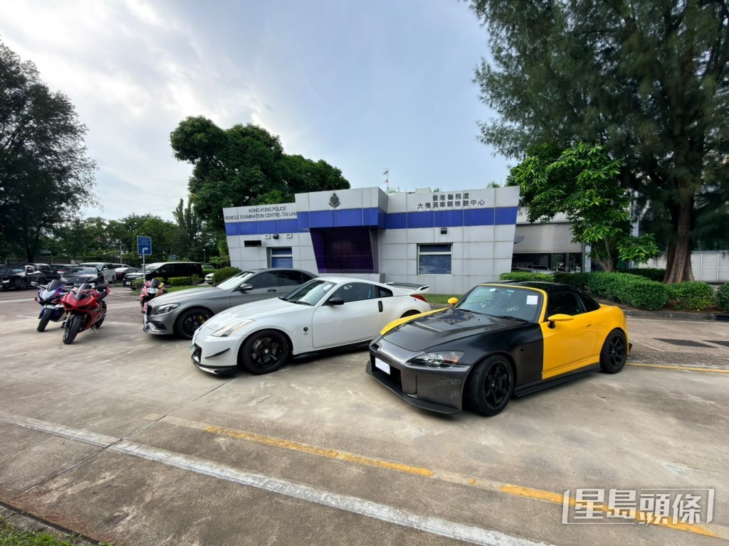 被扣查車輛。梁國峰攝 被扣查車輛。梁國峰攝