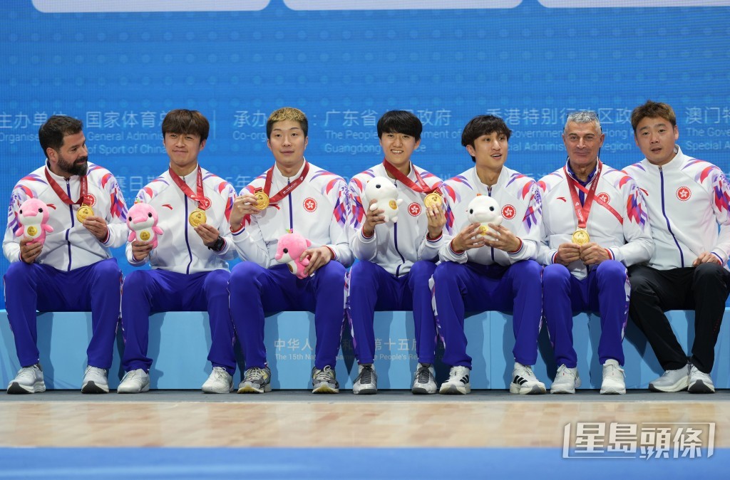 男子花劍團於十五運會奪得男子花劍團體金牌。吳艷玲攝