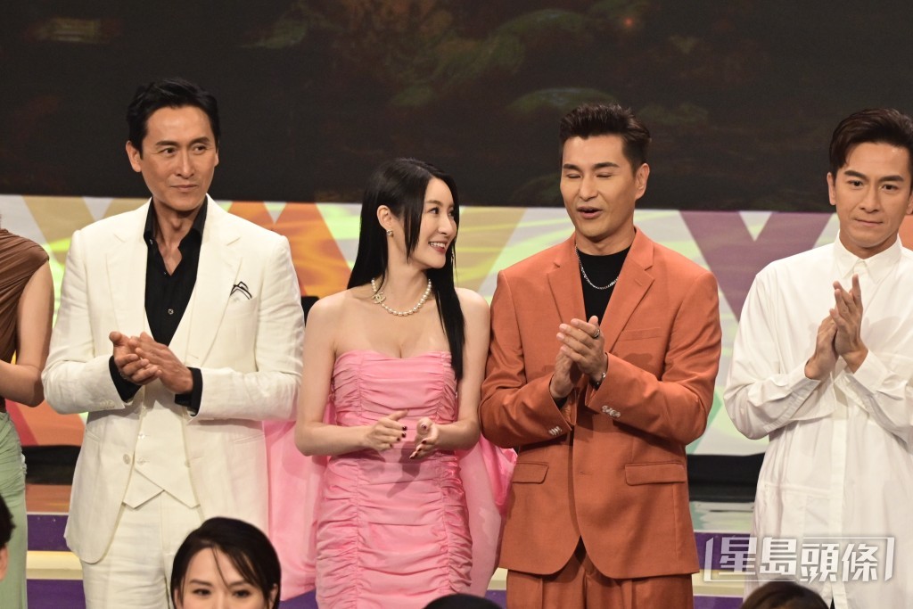 馬德鐘、林夏薇、陳展鵬、馬國明站在有利位置。
