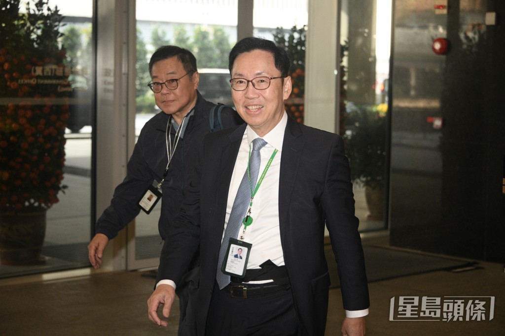 陈健波到场参加研讨会。