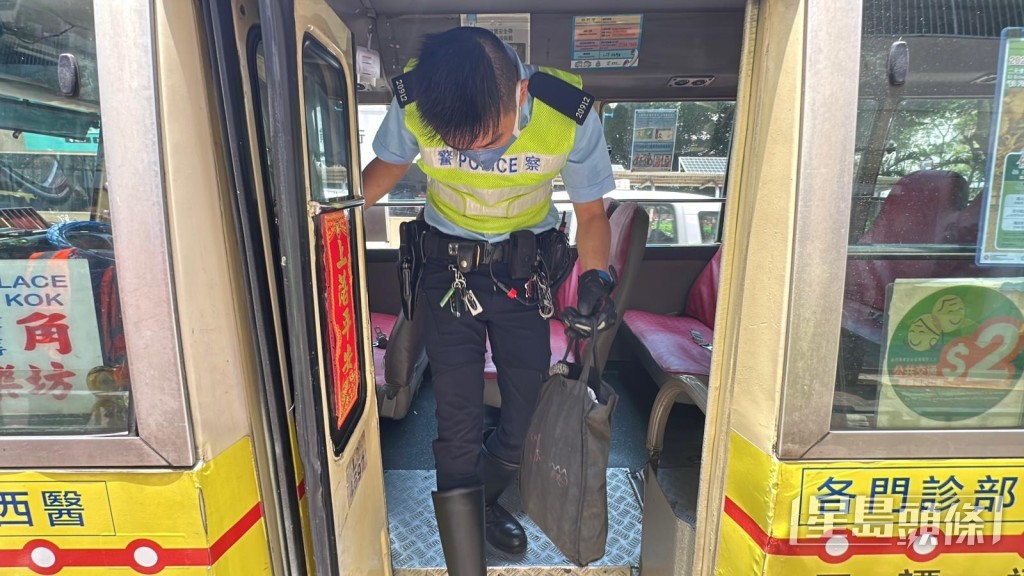警員到場調查。 警員到場調查。