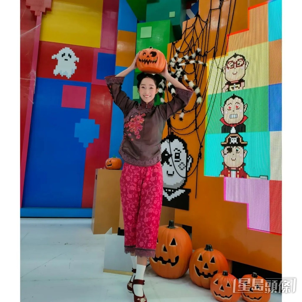 阿七吳嘉儀在《獎門人》當然要不時扮鬼扮馬,她亦因此而被關注。 阿七吳嘉儀在《獎門人》當然要不時扮鬼扮馬,她亦因此而被關注。