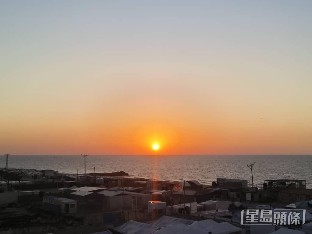 吳少彬表示，加沙的日出與日落很美。 受訪者提供 