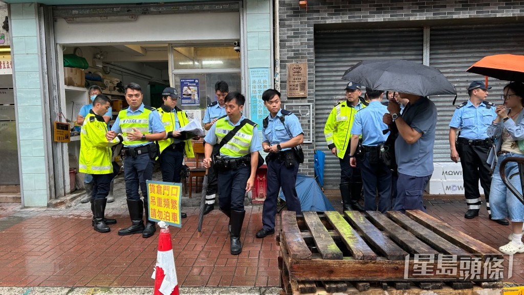 警員到場調查。蔡楚輝攝