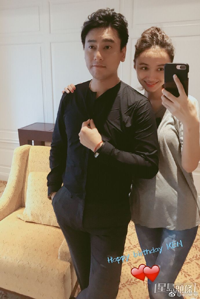 朱孝天和太太好恩愛。 朱孝天和太太好恩愛。