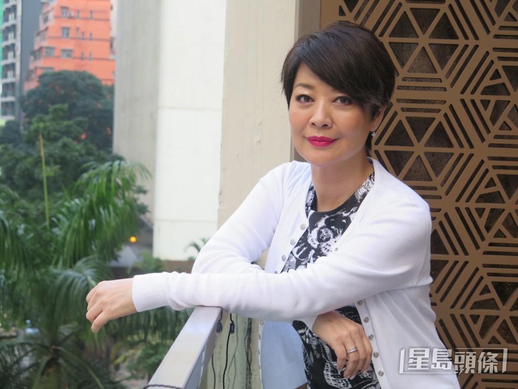 金燕玲入圍《第42屆香港電影金像獎》「最佳女配角」，有望刷新獲女配最多次數的紀錄，同時或成為第二個五奪金像獎的女演員！