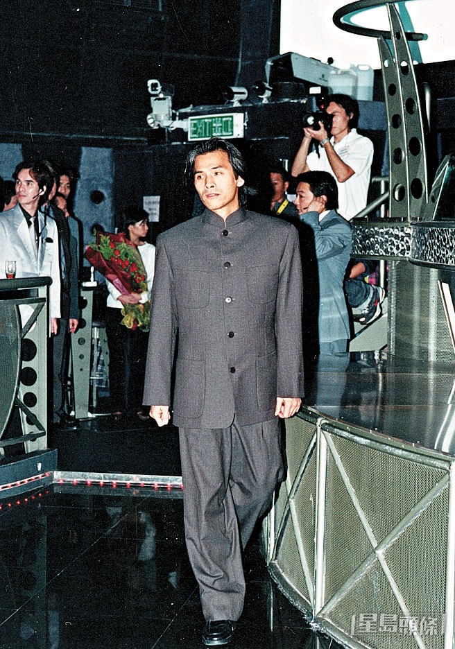 林偉做演員前是一名模特兒。