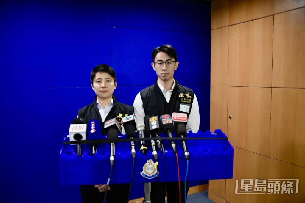 中區警區刑事總督察許諾（圖左）及重案組偵緝督察熊斯達講述案情。楊偉亨攝