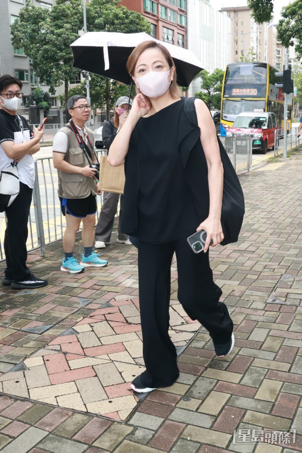 鄧萃雯