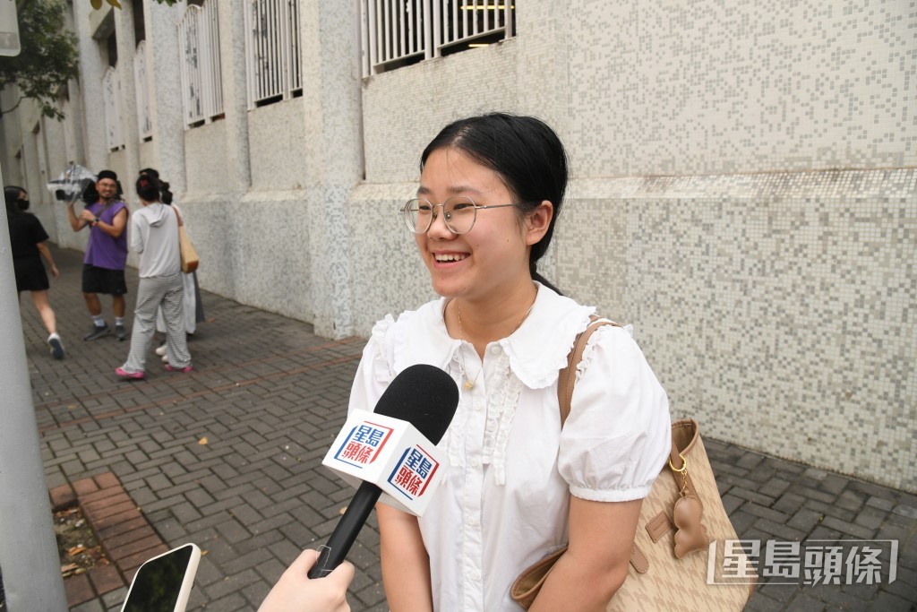 林小姐指在網上得知運動員到大學交流，故特意過來碰碰運氣。