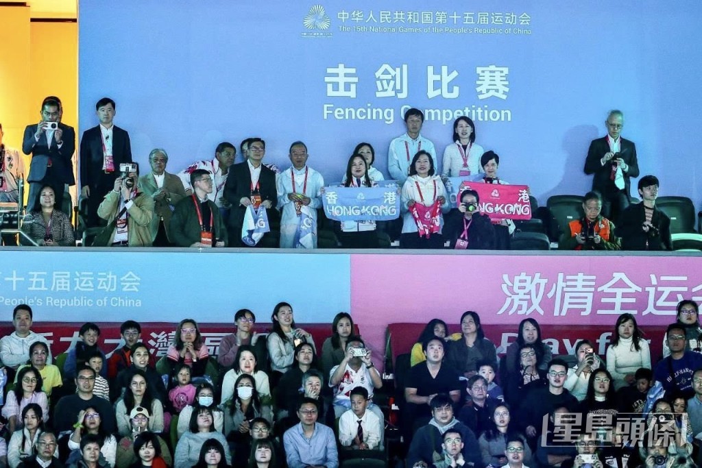 罗淑佩fb