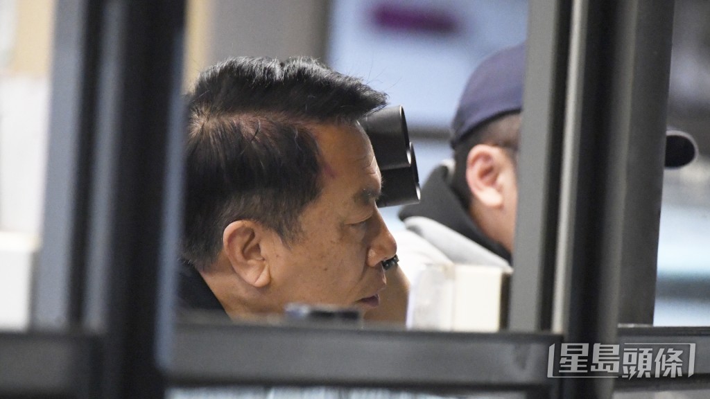 「极速神影」、「利高八斗」昨朝课后姚本辉赶到机坪接马，周一初出必有看好必要。