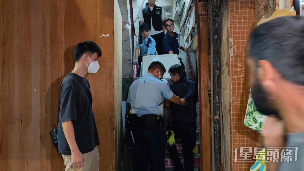 愛協將狗隻帶走照顧。