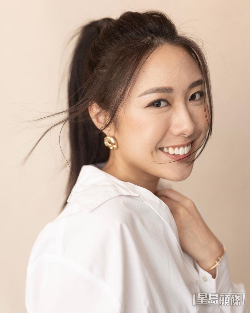 許倚榕笑容甜美。