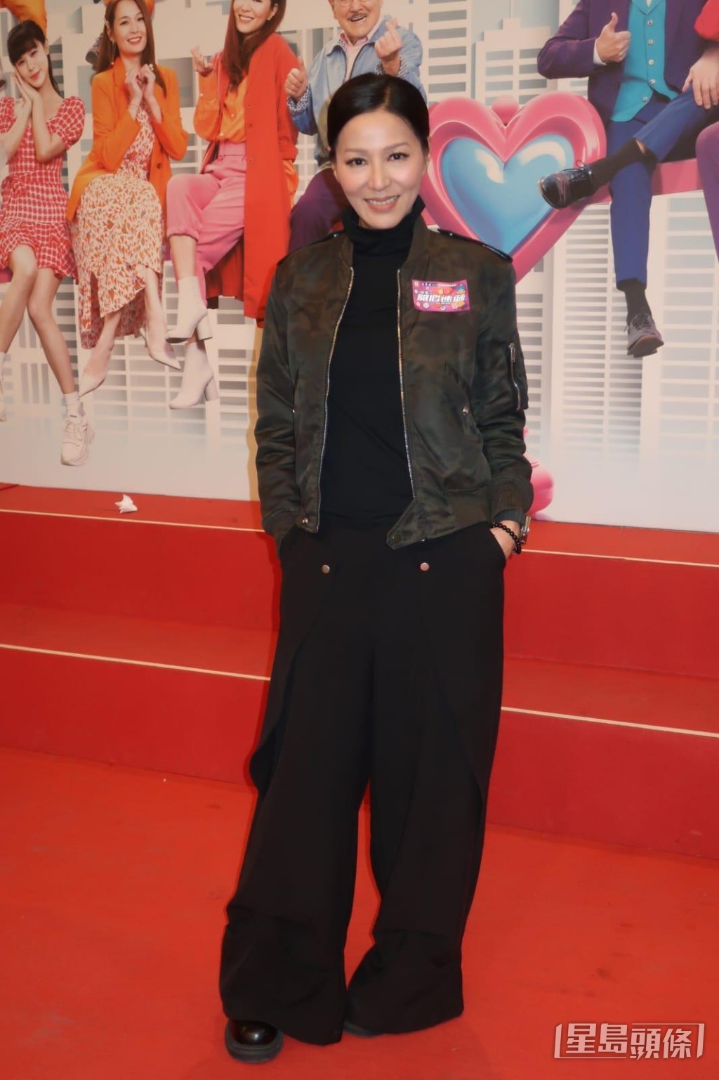 滕麗名對於袁文傑是否離開劇組不敢多透露。