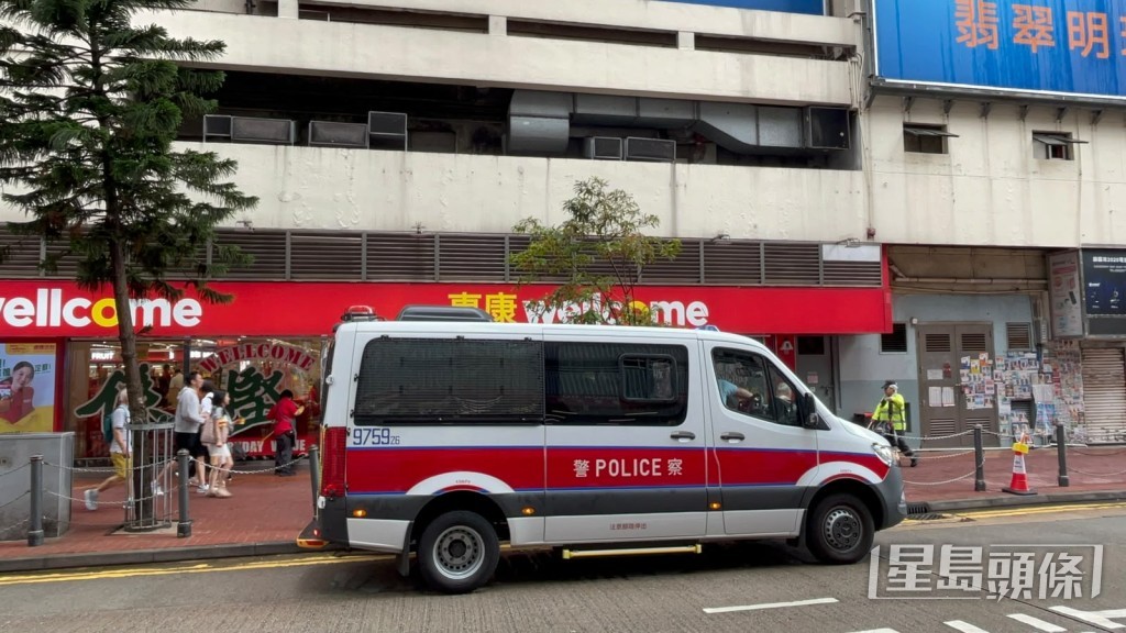 警員到場調查。楊偉亨攝