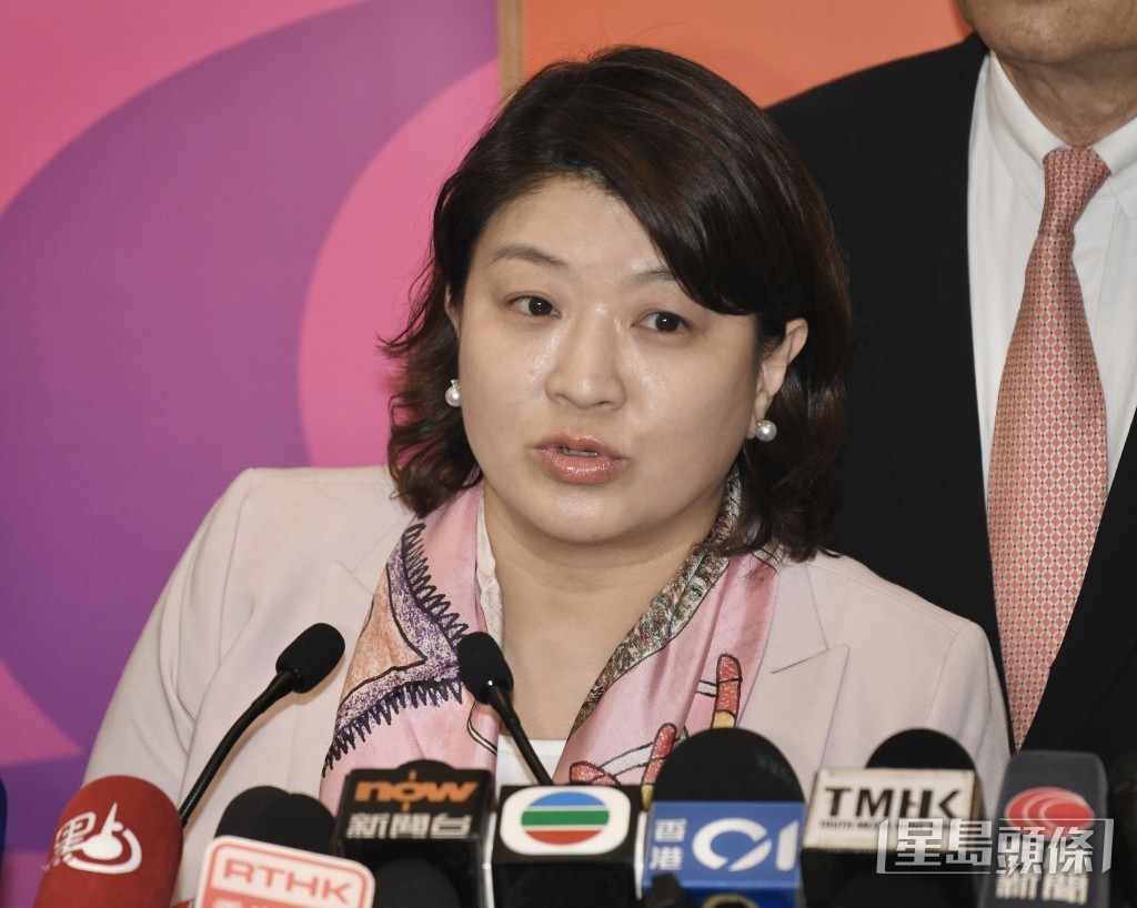 醫衞局副局長李夏茵已提出請辭，將於本月14日離任。