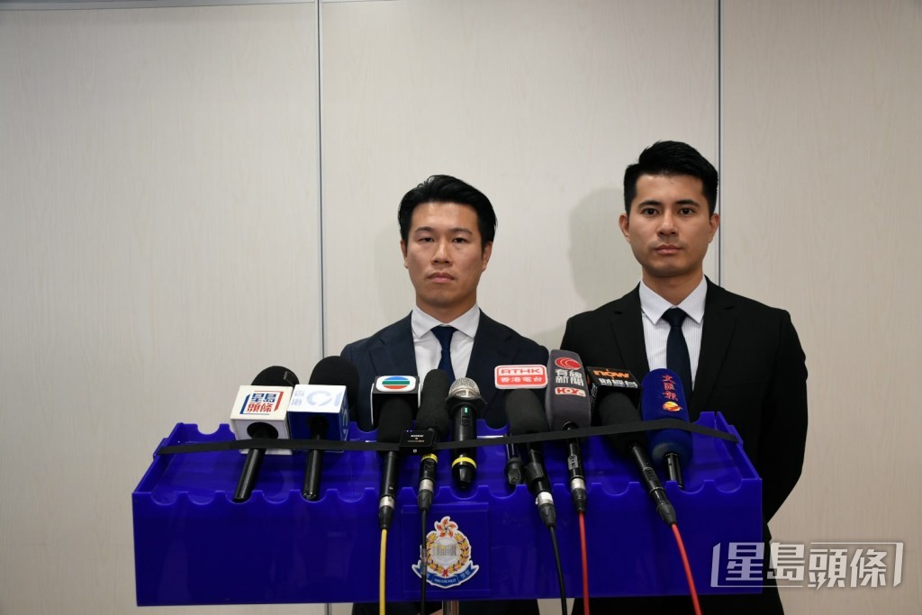 沙田警區反三合會行動組偵緝督察陳偉智(圖左)講述案情。楊偉亨攝 沙田警區反三合會行動組偵緝督察陳偉智(圖左)講述案情。楊偉亨攝