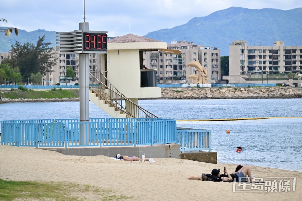 天文台預料今日氣溫33度,新界地區再高1、2度。資料圖片 天文台預料今日氣溫33度,新界地區再高1、2度。資料圖片