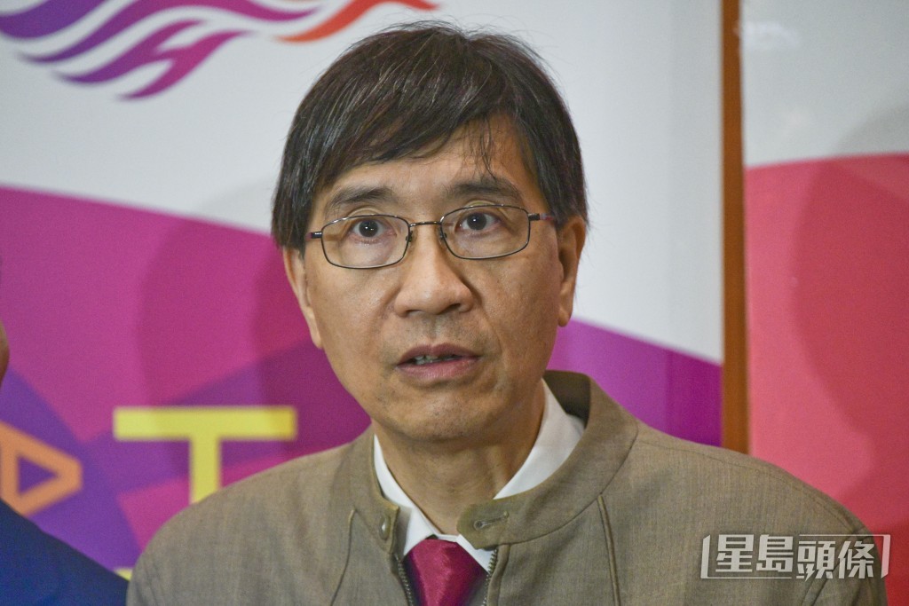 港大微生物学系传染病学讲座教授袁国勇。资料图片