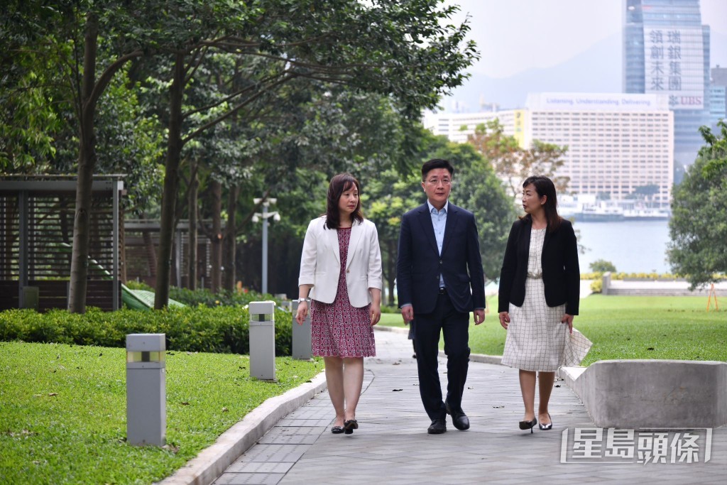 3名委員表示，草案反映政府高度重視小朋友及保護兒童的承擔。陳極彰攝