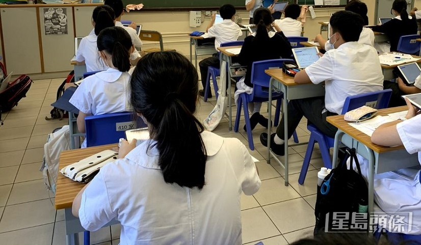 梁振英引述《論語》「學而知之」,指上學正是為了學習。資料圖片 梁振英引述《論語》「學而知之」,指上學正是為了學習。資料圖片