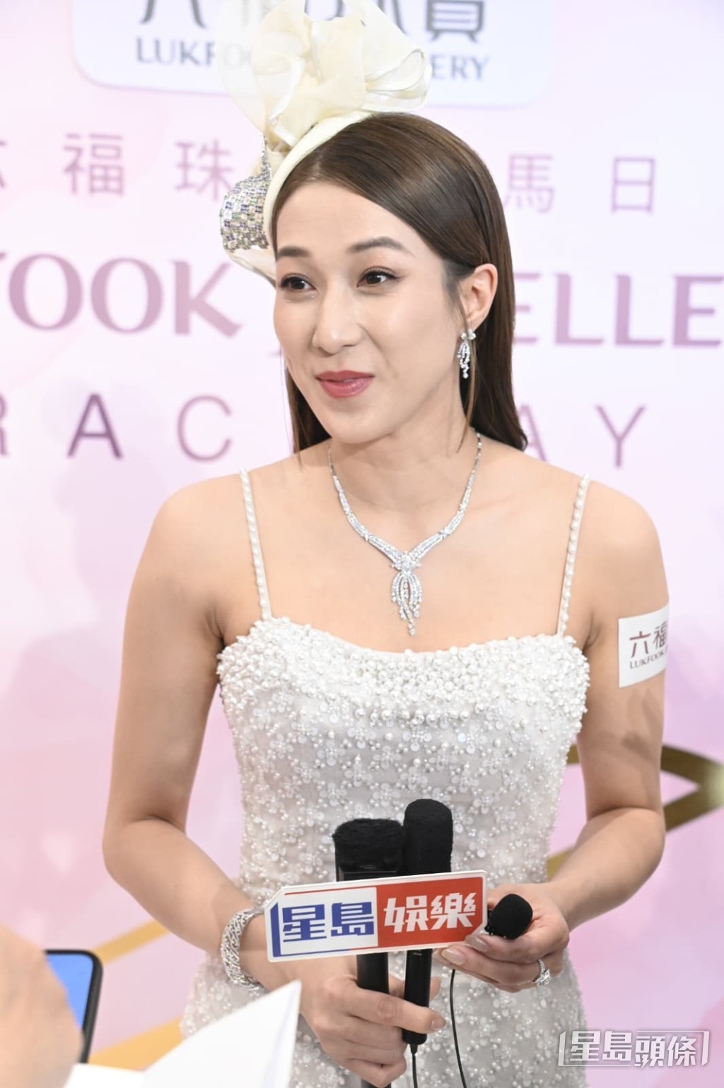 鍾嘉欣曾回應外界關於她婚姻亮紅燈的炒作。 鍾嘉欣曾回應外界關於她婚姻亮紅燈的炒作。