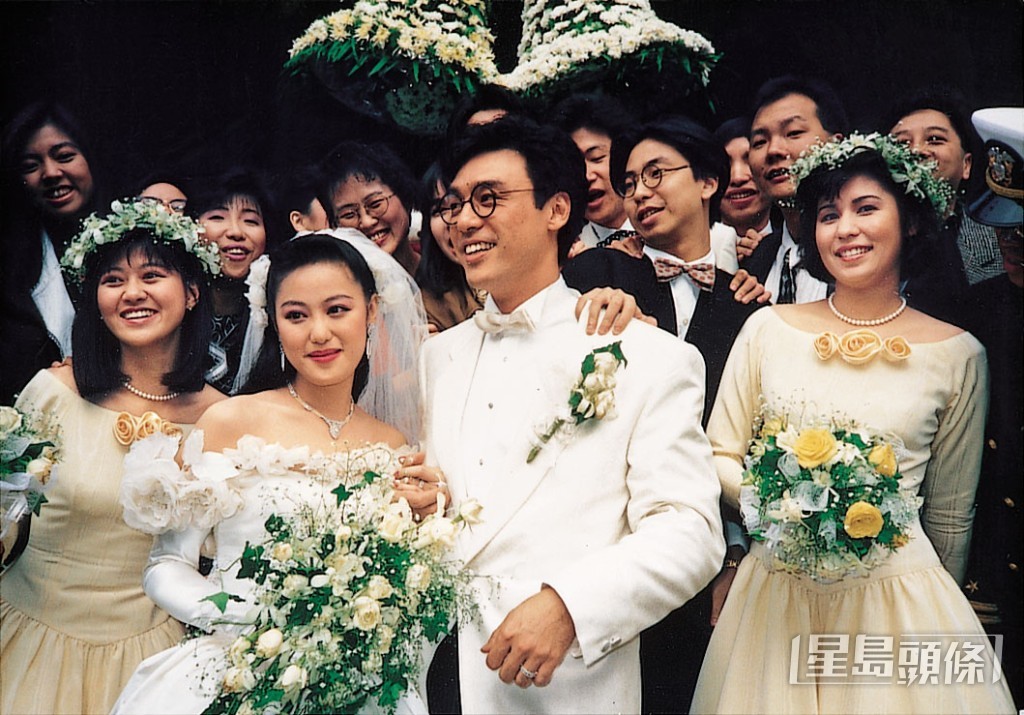 章小蕙與鍾鎮濤1988年閃婚，1996年傳與有婦之夫「白頭佬」陳曜旻發展婚外情。