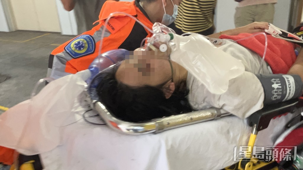 傷者由救護車送院。蔡楚輝攝