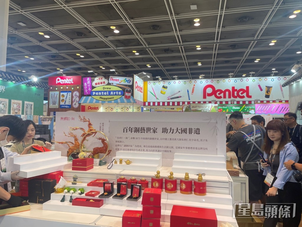 大會希望透過今年的年度主題,鼓勵市民閱讀各式各樣與飲食相關的書籍。 大會希望透過今年的年度主題,鼓勵市民閱讀各式各樣與飲食相關的書籍。