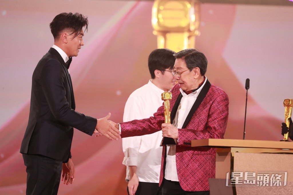 「馬來西亞最喜愛TVB綜藝及資訊節目」由黎諾懿主持的節目《心度遊》（港版為《隨懿深度行》）獲得。