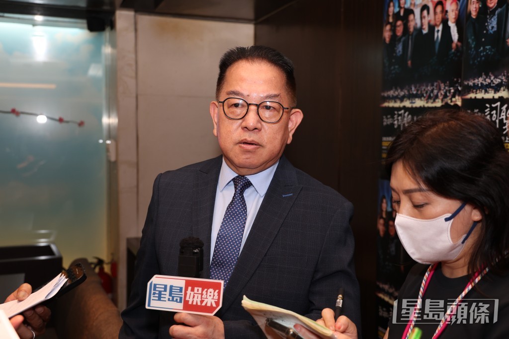 提到早前是否有意跟龍婷合作演唱會，丘亞葵說：「無傾架啦！無聯絡，呢件事我擺低咗！」