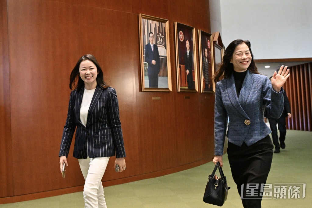選委界陳曼琪等。