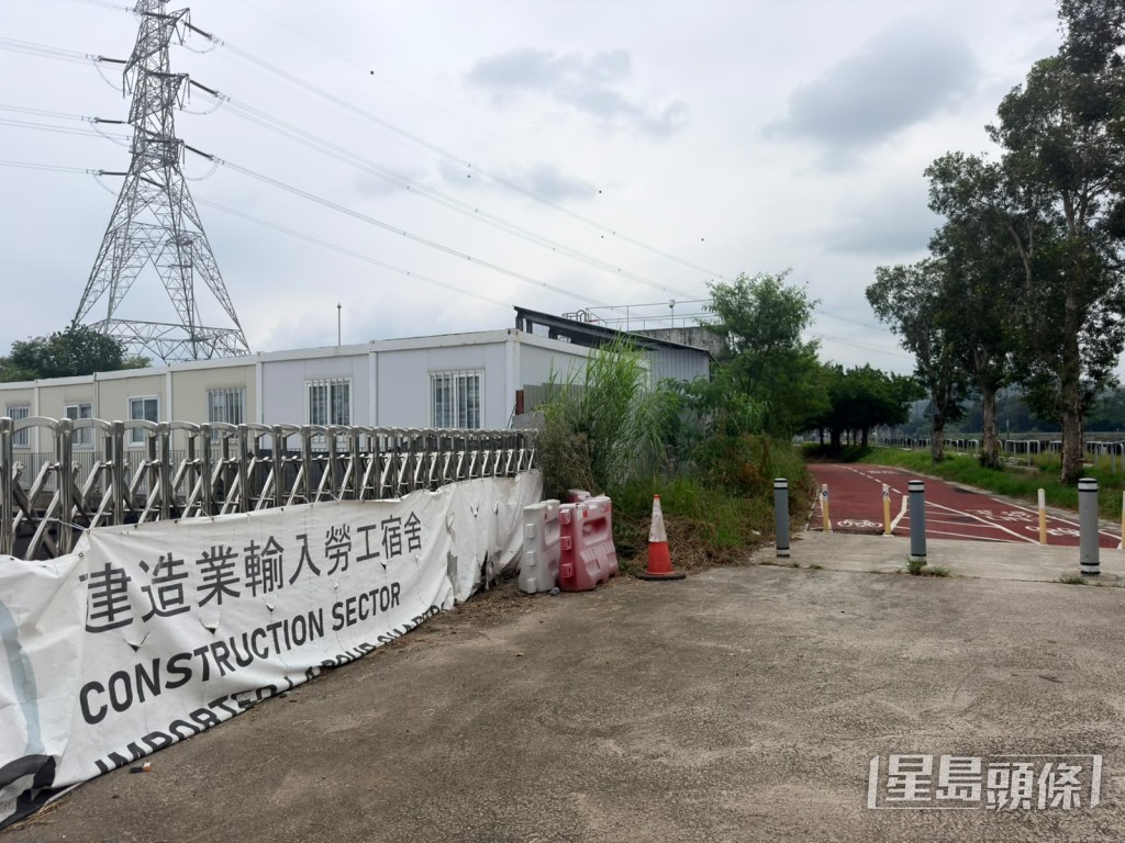 當局在外勞宿舍加裝閉路電視監察附近環境。梁國峰攝 當局在外勞宿舍加裝閉路電視監察附近環境。梁國峰攝