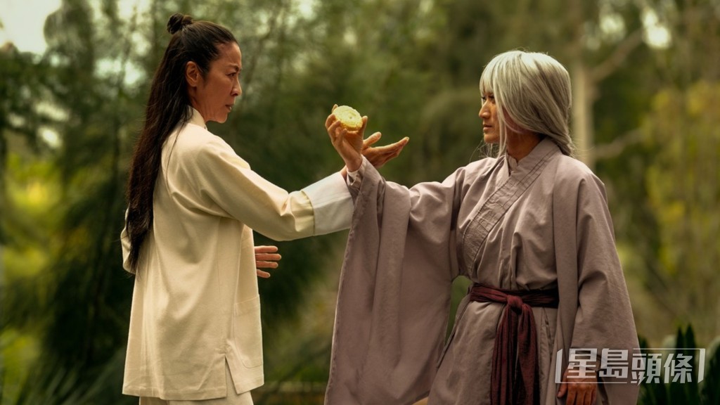 楊紫瓊在《奇異女俠玩救宇宙》演活多元宇宙不同角色。 楊紫瓊在《奇異女俠玩救宇宙》演活多元宇宙不同角色。