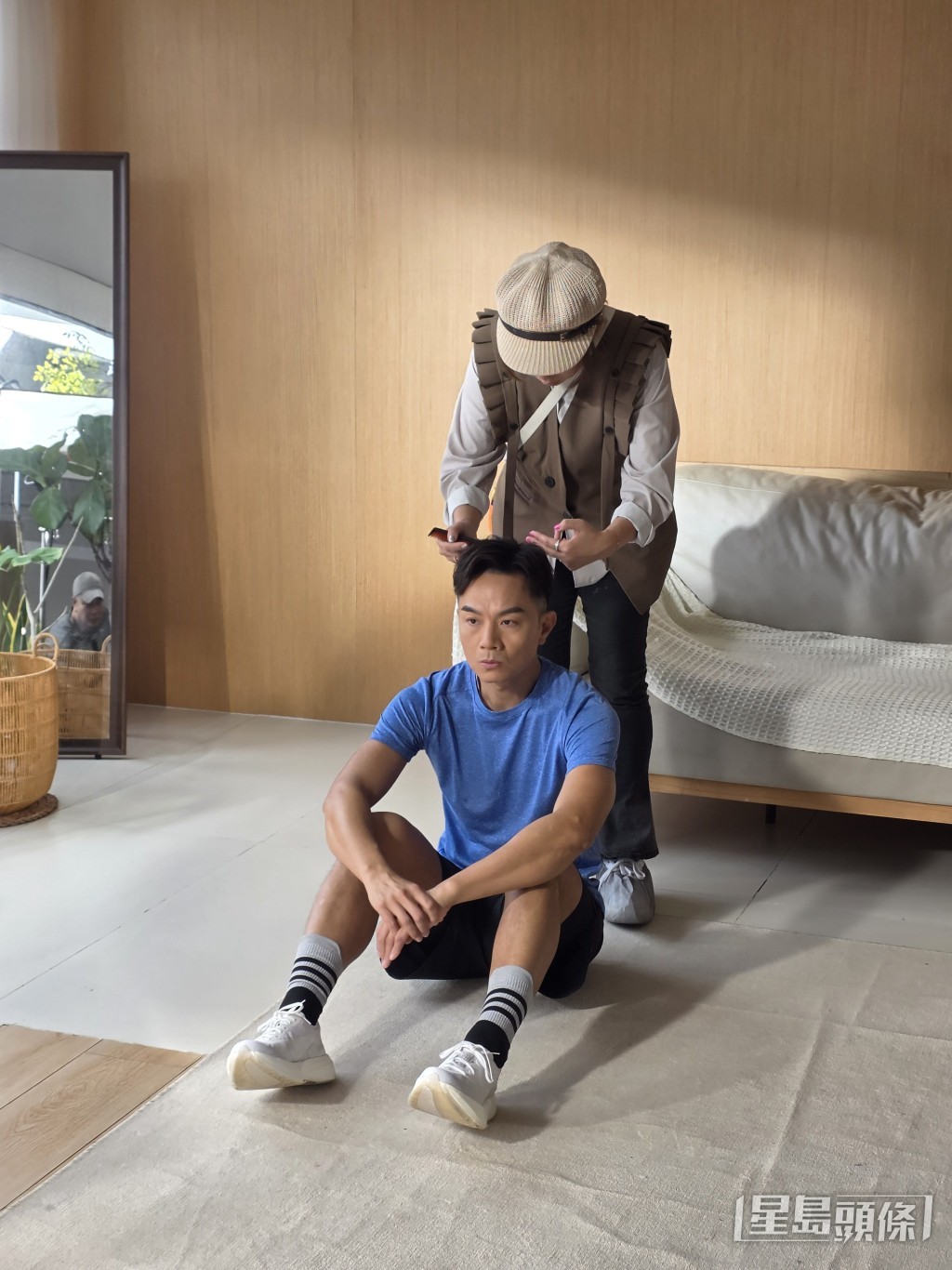 拍攝時胡諾言被工作人員取笑他梳了個「馬拉松頭」。