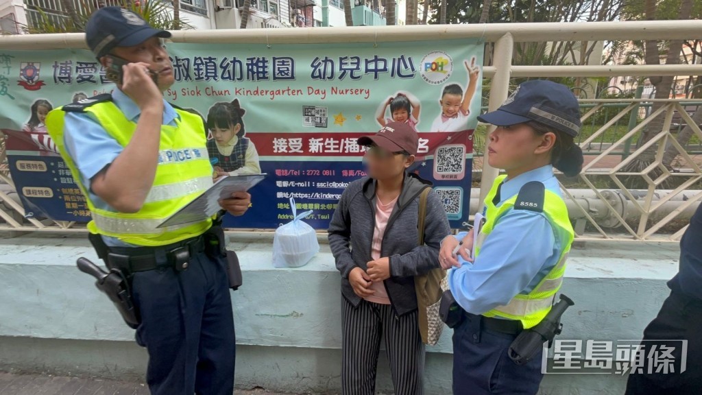 有外佣冲灯被票控,警方登记资料后,传票将稍后邮寄至其住所。 有外佣冲灯被票控,警方登记资料后,传票将稍后邮寄至其住所。