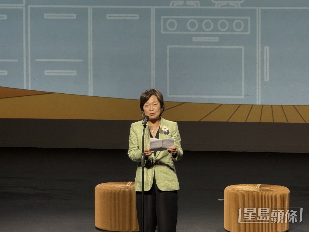 教育局局長蔡若蓮。