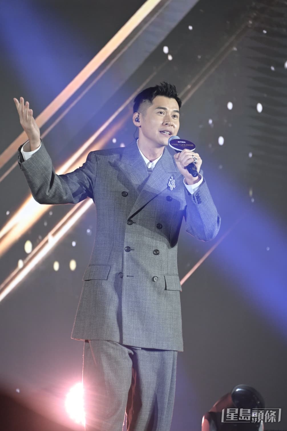 陳家樂做埋環姐表演嘉賓。 陳家樂做埋環姐表演嘉賓。