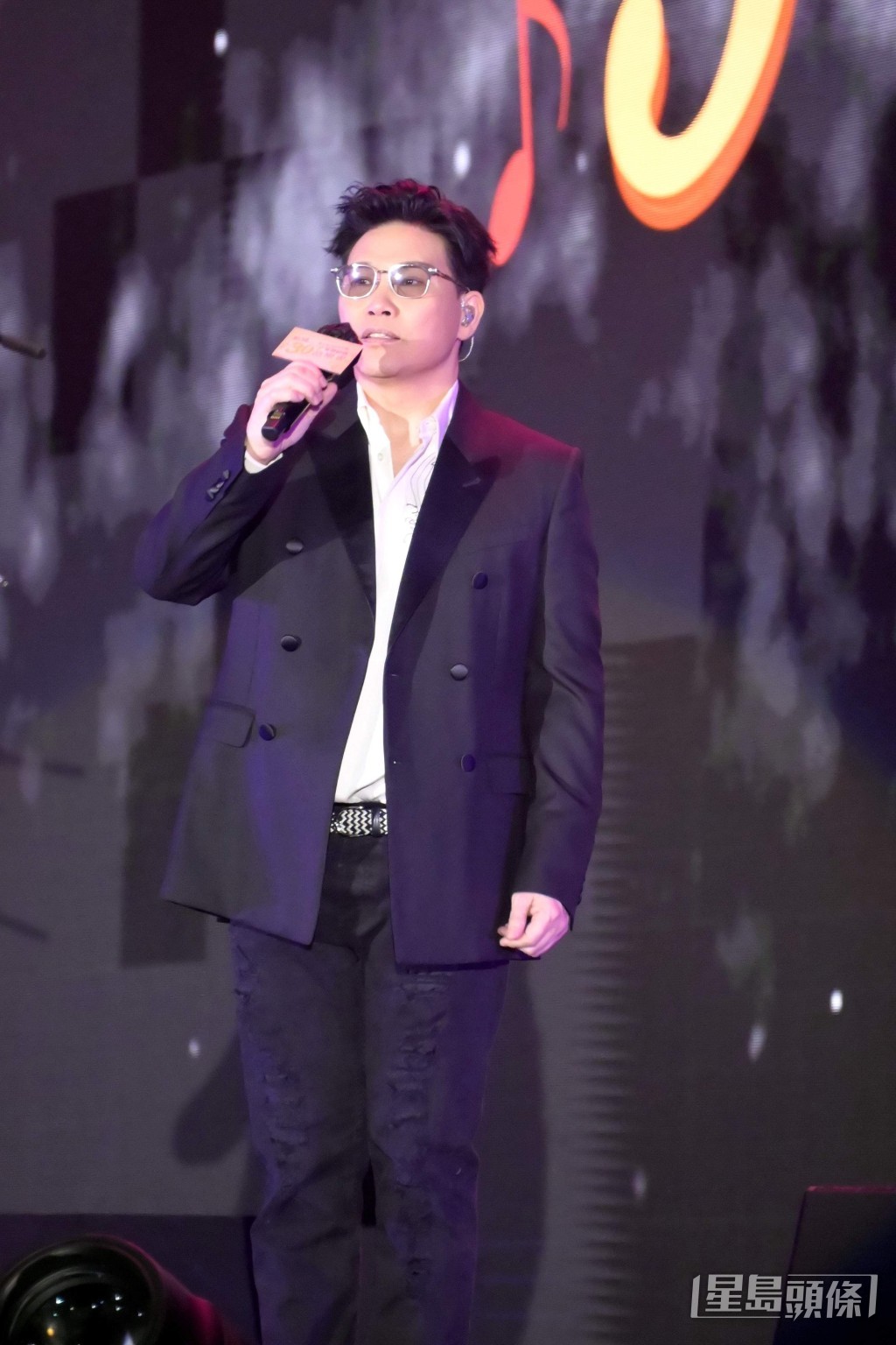 蘇永康唱功一流。