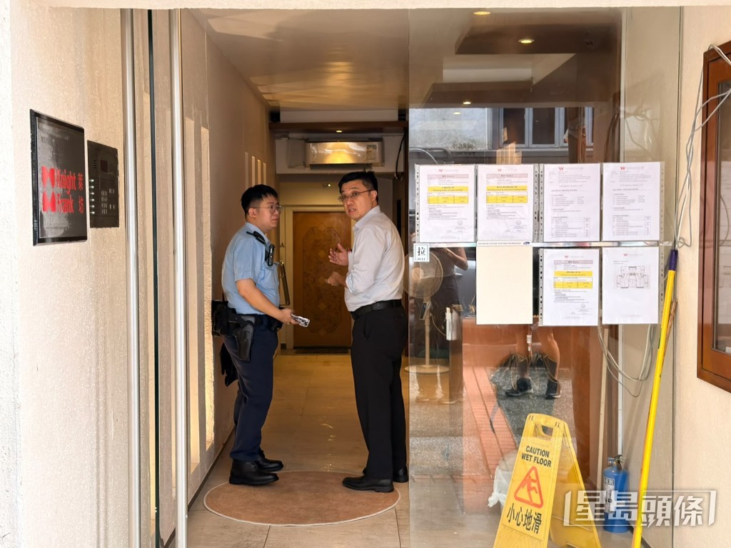 警員到場調查。梁國峰攝 警員到場調查。梁國峰攝