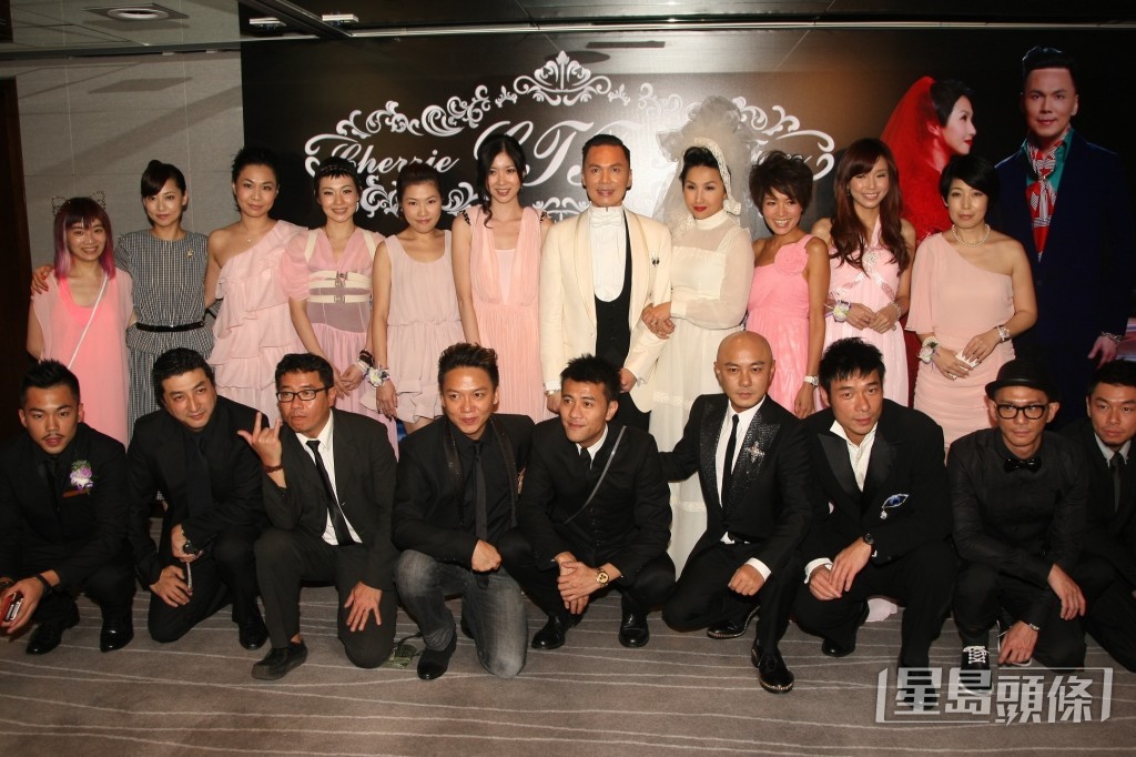歐陽德勛和蔡立兒結婚時,Big Four與多位圈中藝人擔心兄弟姊妹團。 歐陽德勛和蔡立兒結婚時,Big Four與多位圈中藝人擔心兄弟姊妹團。
