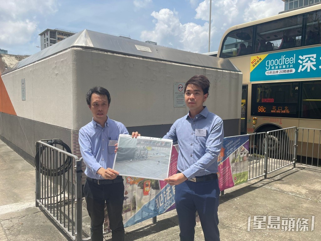 左起:漁農自然護理署獸醫師(禽流感監察)黃奕謙,漁農自然護理署高級獸醫師(動物衞生)何漢邦。 左起:漁農自然護理署獸醫師(禽流感監察)黃奕謙,漁農自然護理署高級獸醫師(動物衞生)何漢邦。