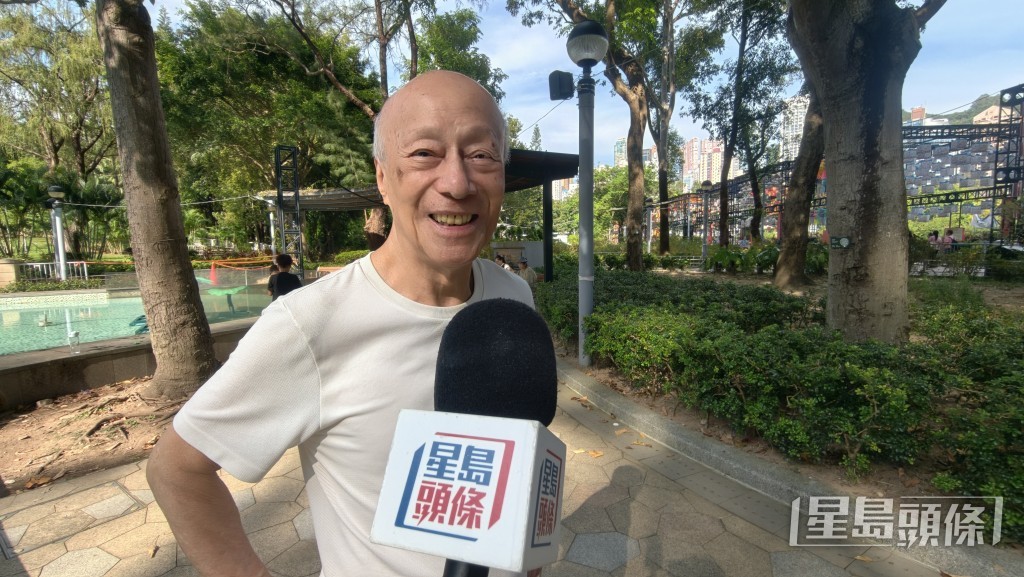 從九龍來到的貝先生。 從九龍來到的貝先生。