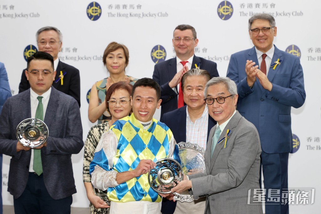 何泽尧表示「表之银河」确是一匹明日之星，潜质相当优厚。