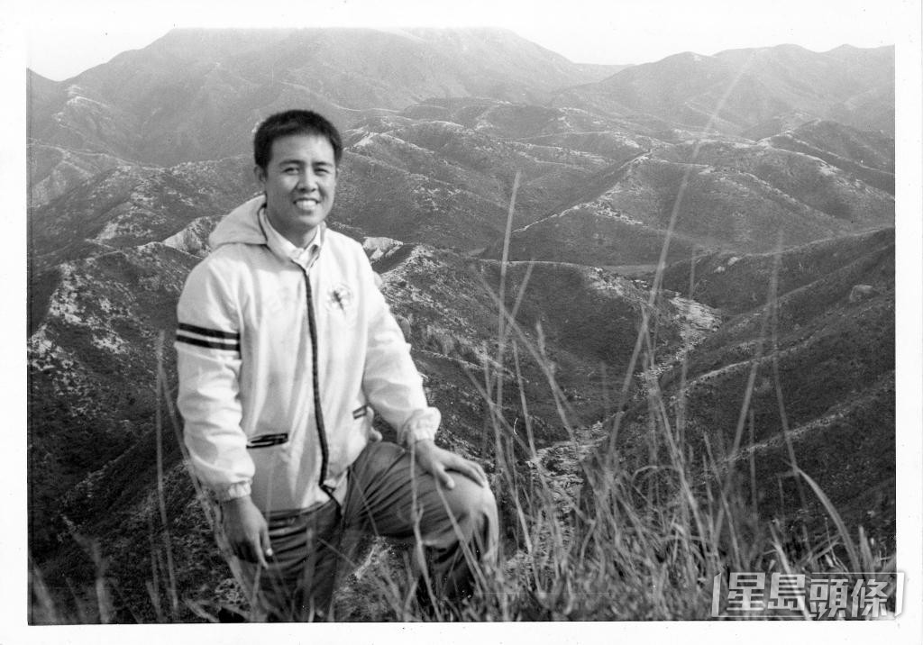 王福義1978年入職漁農處，負責規劃及管理郊野公園。