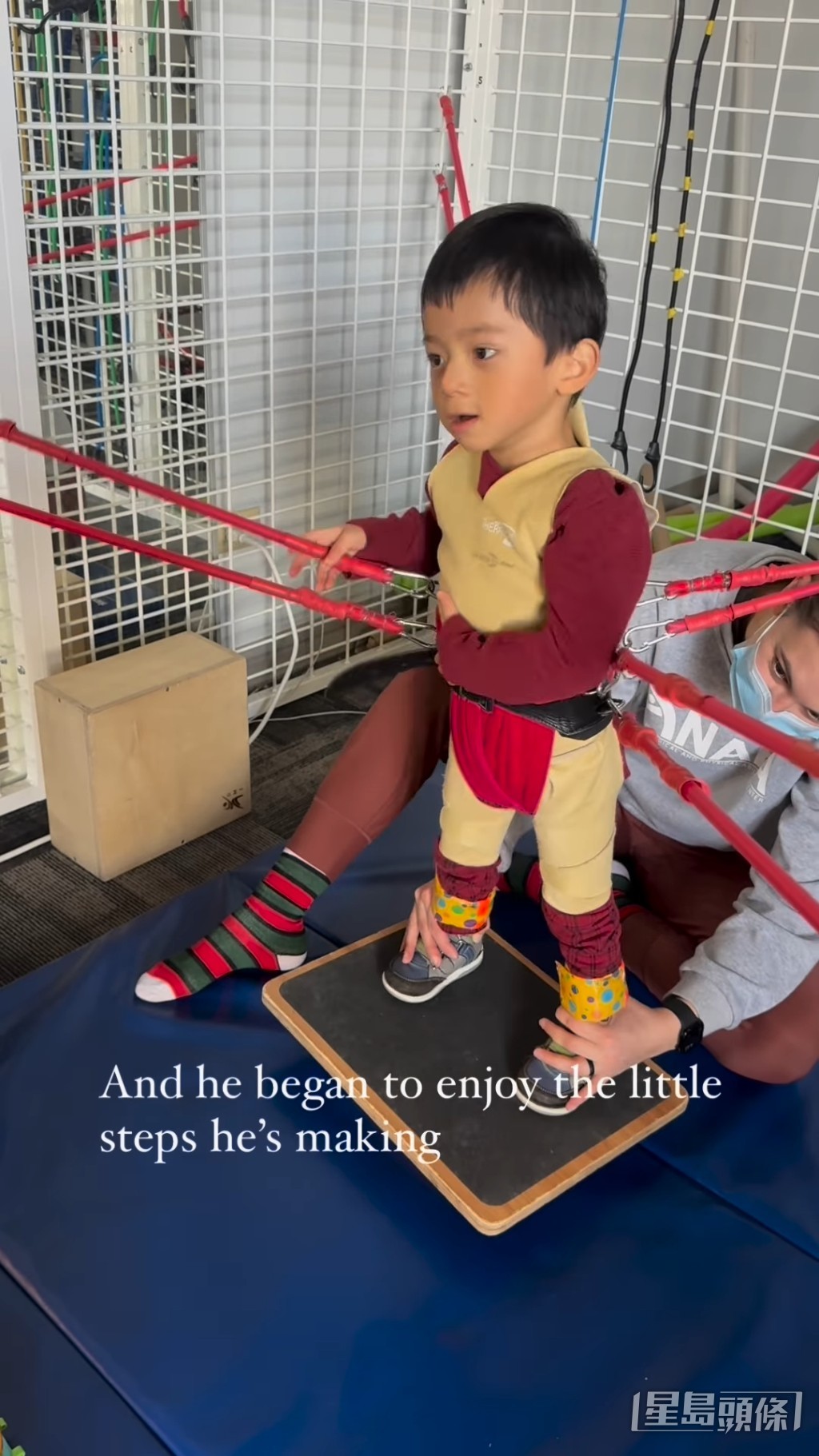 4歲病兒鄭讚廷(Asher)接受特別訓練。 4歲病兒鄭讚廷(Asher)接受特別訓練。
