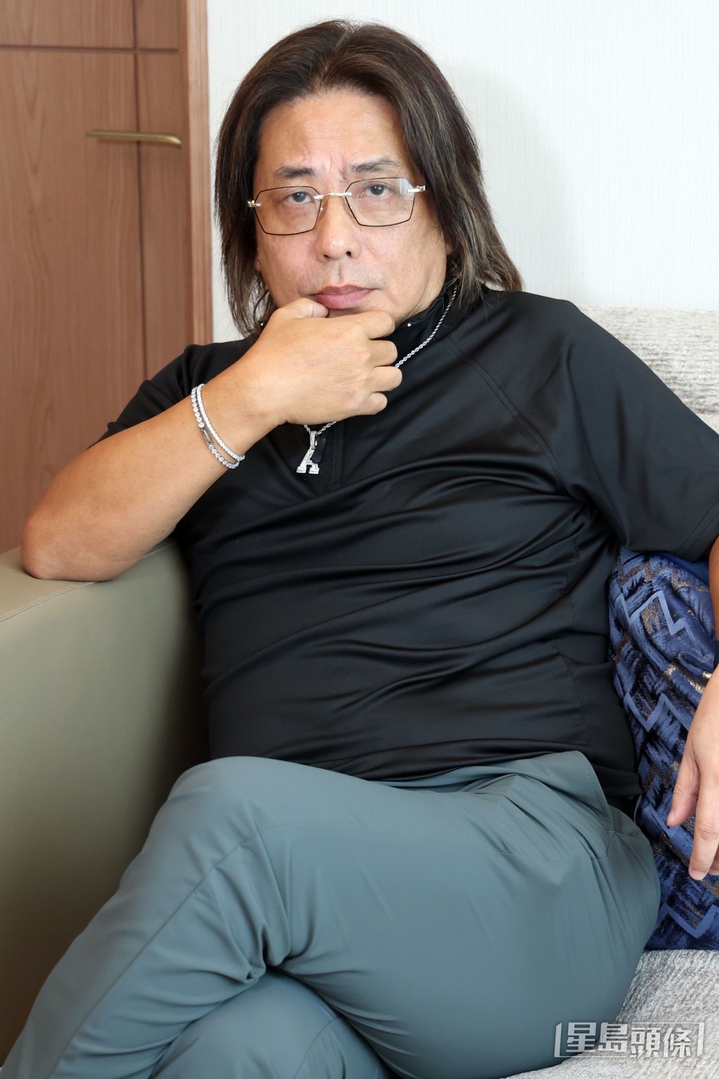 林敏驄關心柯煒林病況。