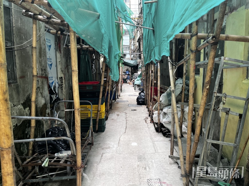 舊旺角街市內橫街。 舊旺角街市內橫街。